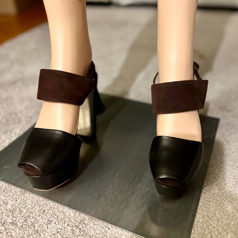 Calvin Klein Collection leather sandals